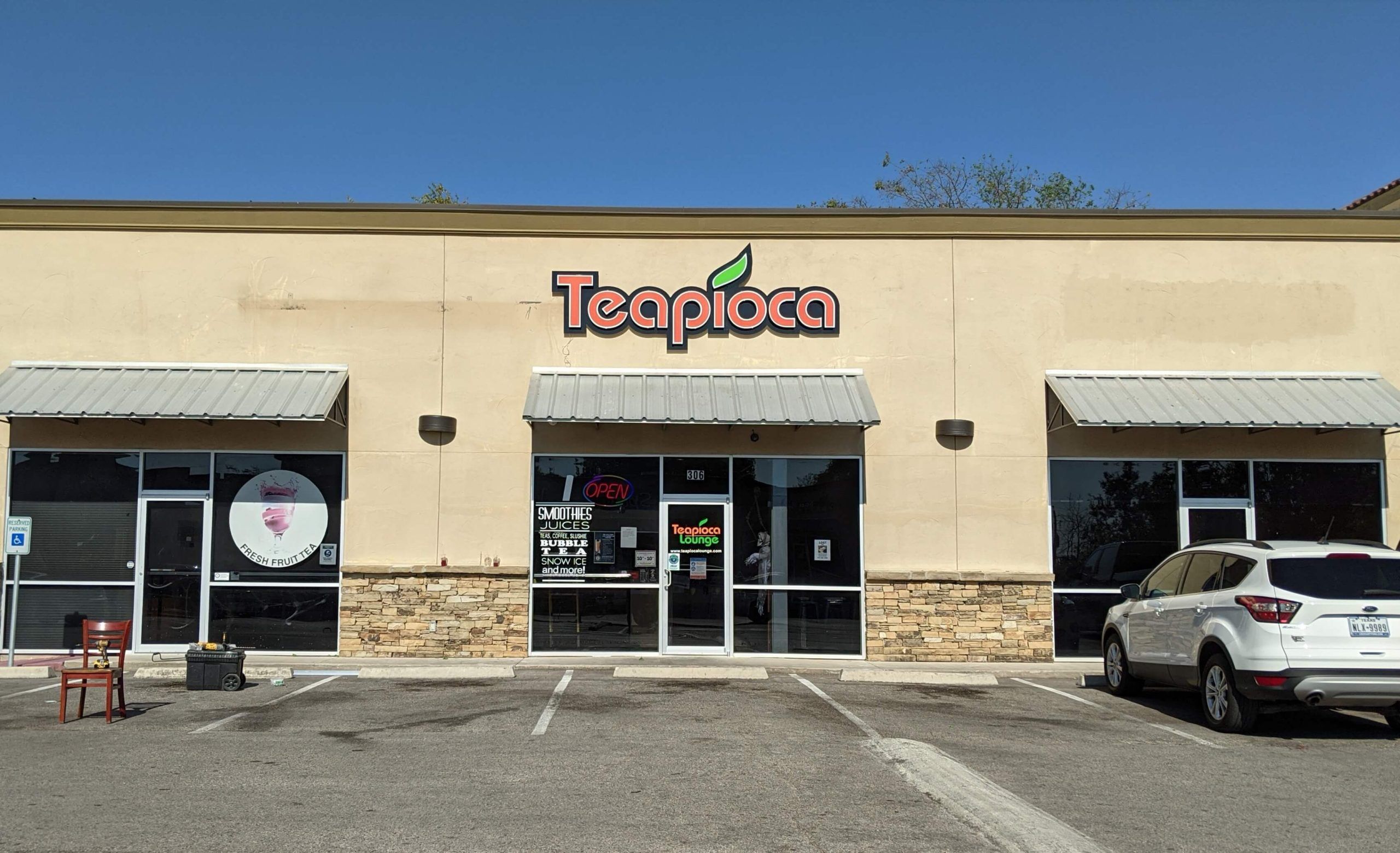 Teapioca Teapioca Lounge Aquarena Springs, Boba Tea in San Marcos TX